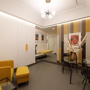 Akyra Suites